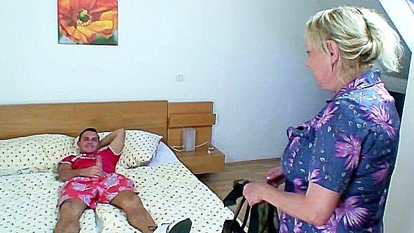 волосатые порно маленькие сиськи